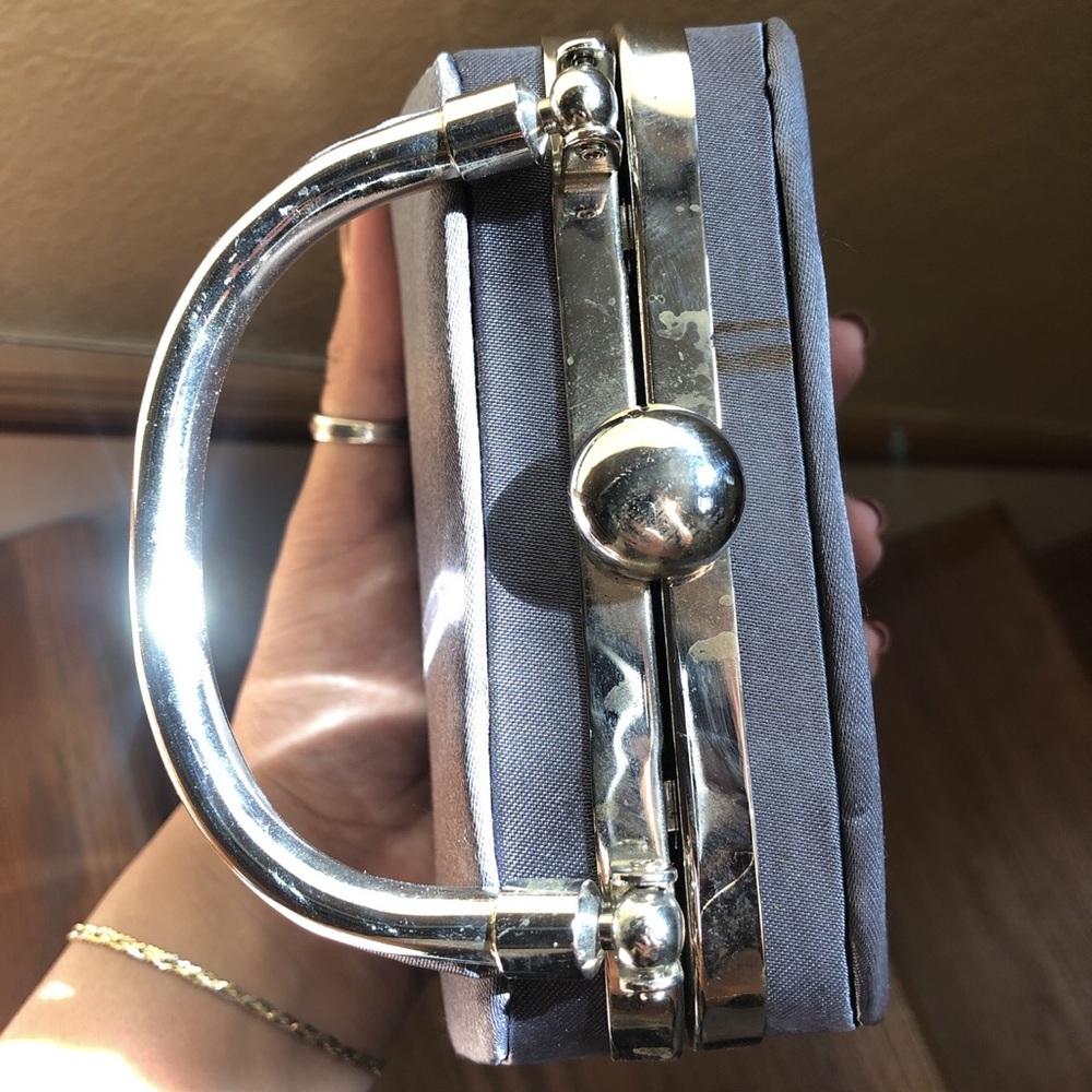 Purse - Picture 2 of 3